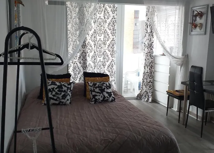 Apartment Inlesa 5a With Pool